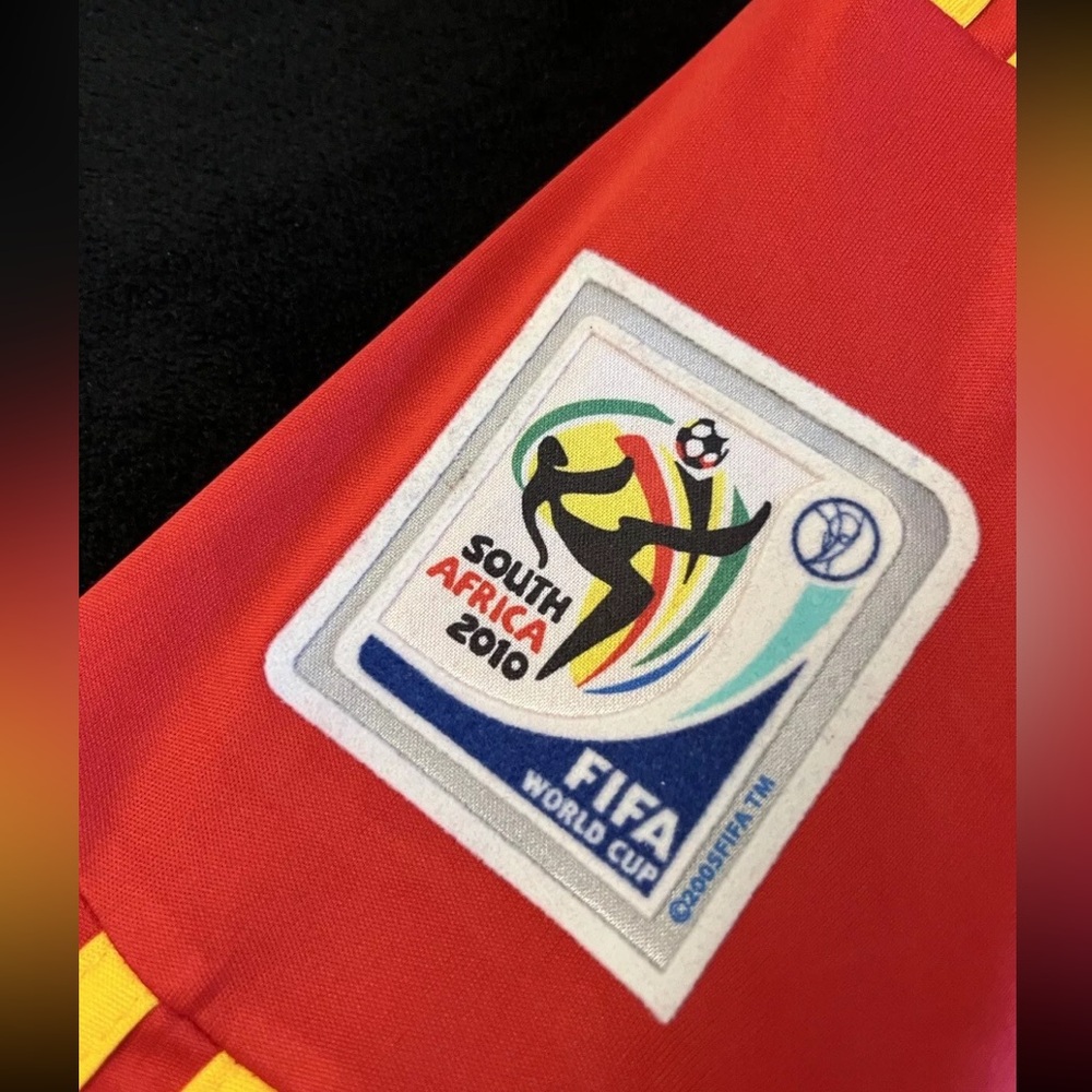 David Villa #7 Spain 2010 Retro Home Soccer Jersey - Picture 5 of 7